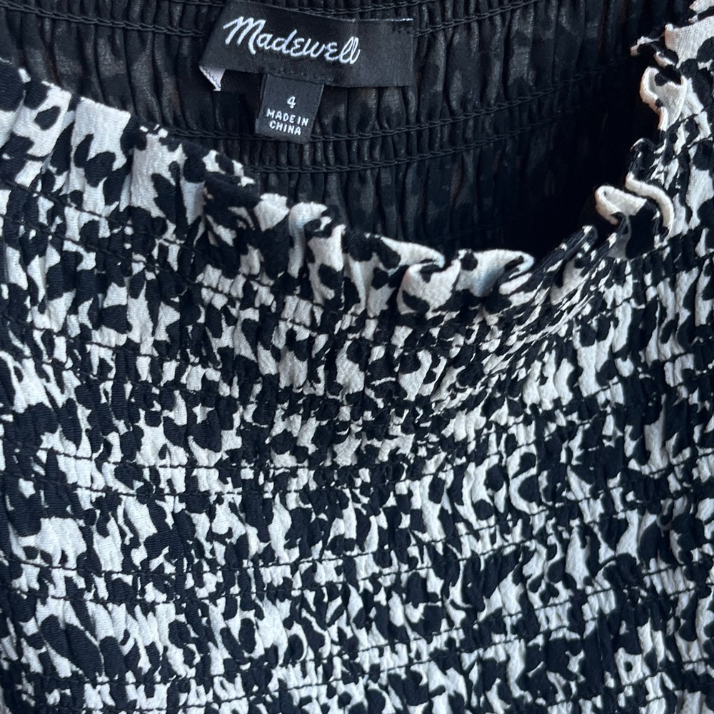 Elegant Black and White Floral Maxi Dress - Picture 2 of 4